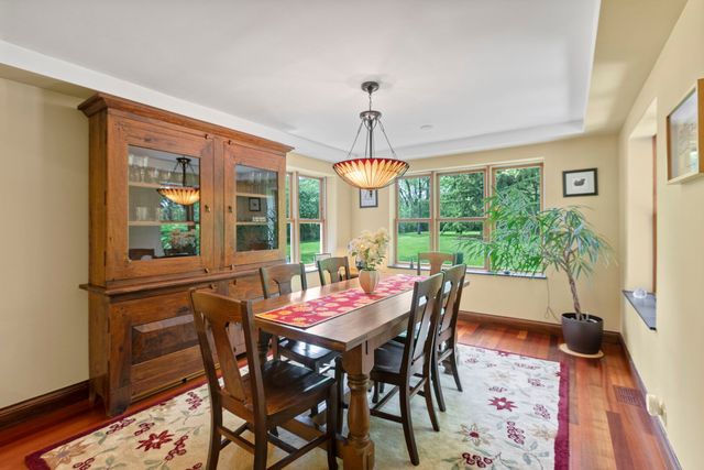 1520 Telegraph Road, Lake Forest, IL 60045