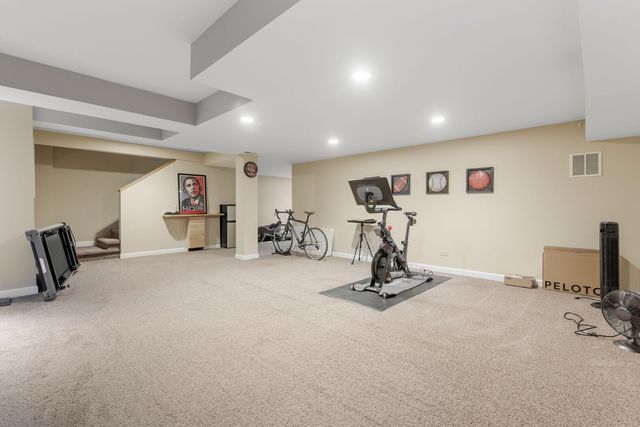 1520 Telegraph Road, Lake Forest, IL 60045