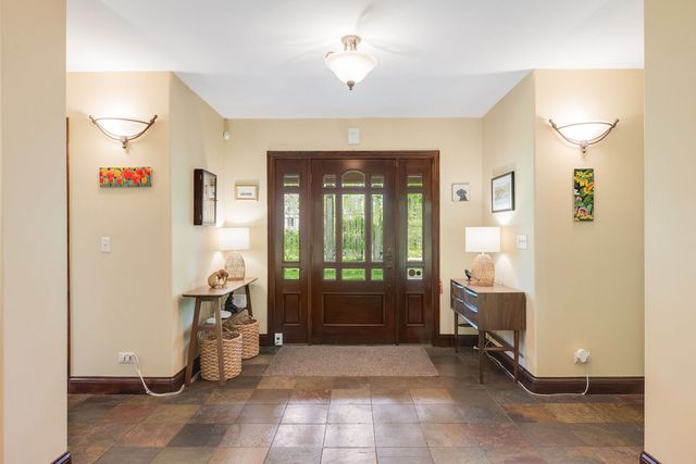 1520 Telegraph Road, Lake Forest, IL 60045