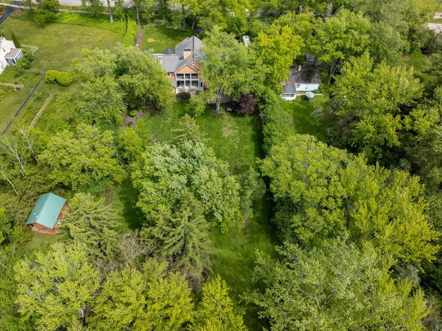 1520 Telegraph Road, Lake Forest, IL 60045