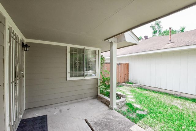 3723 Varla Lane, Houston, TX 77014