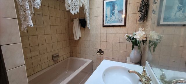 906 Oneida Street, Lewiston, NY 14092