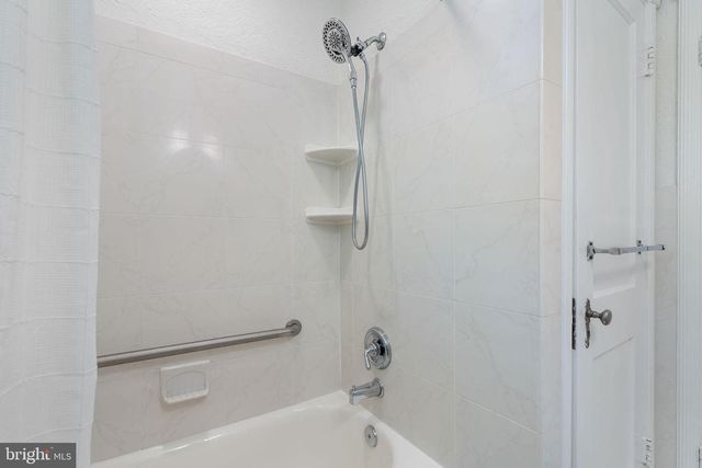 19 DUNKIRK RD, Baltimore, MD 21212
