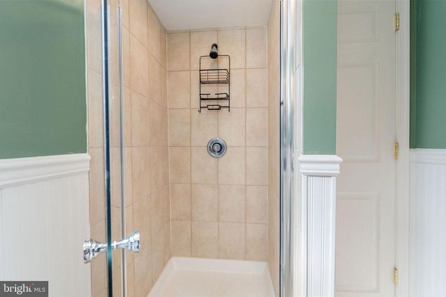 19 DUNKIRK RD, Baltimore, MD 21212