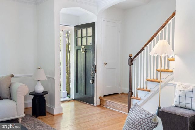 19 DUNKIRK RD, Baltimore, MD 21212