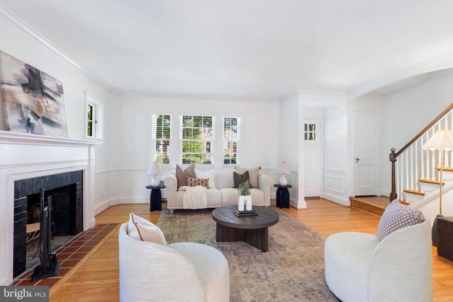 19 DUNKIRK RD, Baltimore, MD 21212