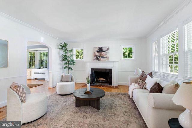 19 DUNKIRK RD, Baltimore, MD 21212