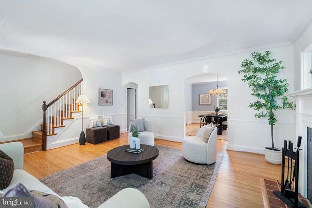 19 DUNKIRK RD, Baltimore, MD 21212
