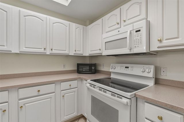 3730 CADBURY CIRCLE 528, Venice, FL 34293