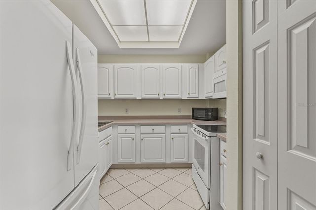 3730 CADBURY CIRCLE 528, Venice, FL 34293