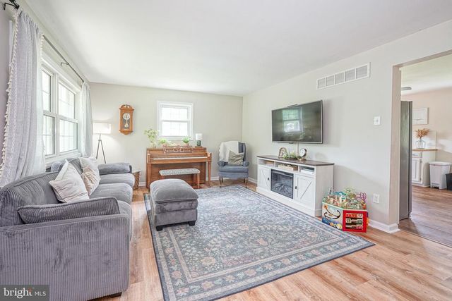 470 PROSSER AVE, Williamstown, NJ 08094