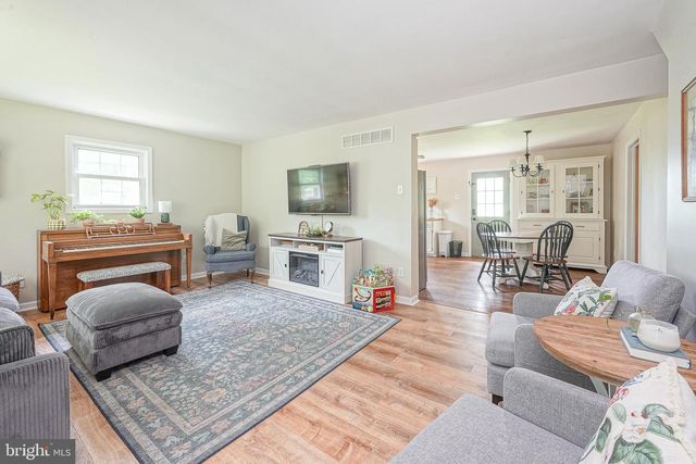 470 PROSSER AVE, Williamstown, NJ 08094