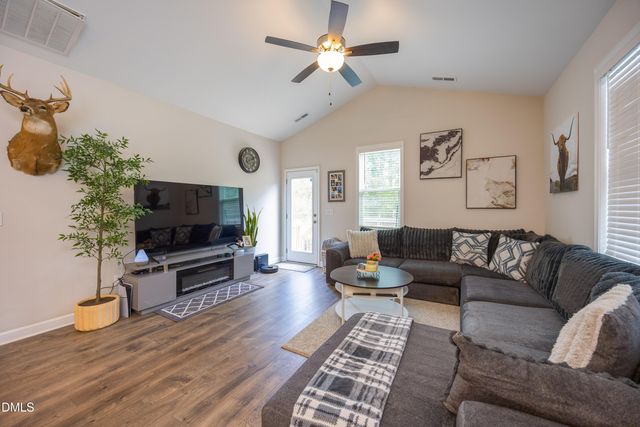 310 E Yukon Street, Kenly, NC 27542