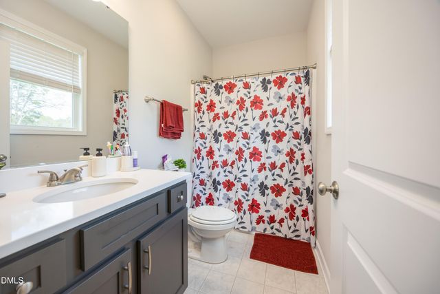 310 E Yukon Street, Kenly, NC 27542