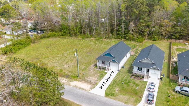 310 E Yukon Street, Kenly, NC 27542