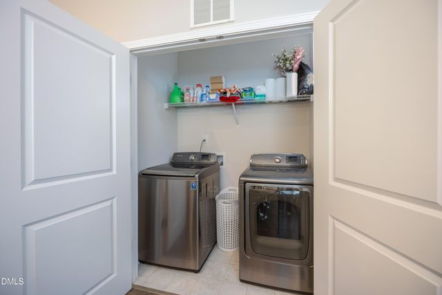 310 E Yukon Street, Kenly, NC 27542