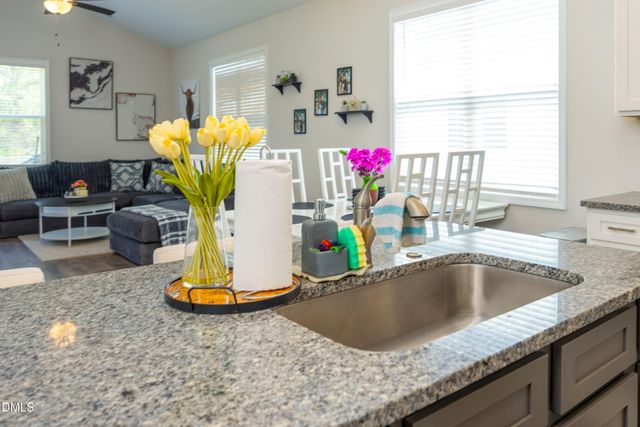 310 E Yukon Street, Kenly, NC 27542