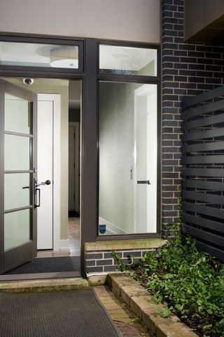 1305 W Diversey Parkway 2, Chicago, IL 60614