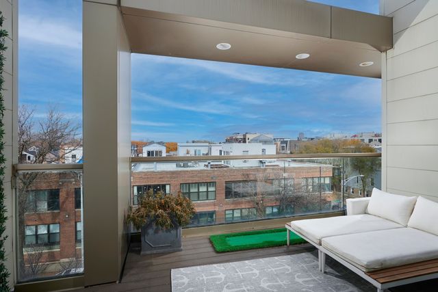 1305 W Diversey Parkway 2, Chicago, IL 60614