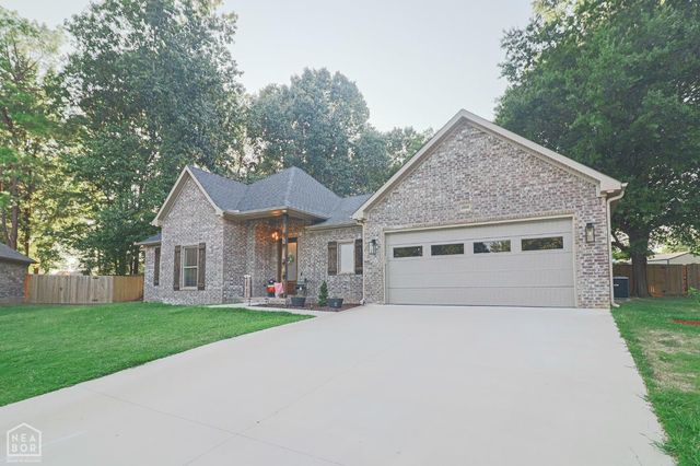 2202 N 29th Street, Paragould, AR 72450