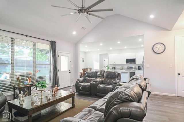 2202 N 29th Street, Paragould, AR 72450
