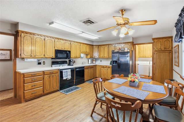 324 W 4th Street, Hobart, OK 73651