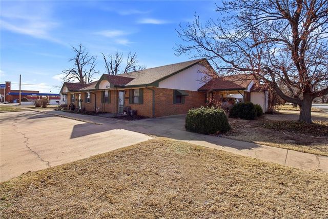 324 W 4th Street, Hobart, OK 73651