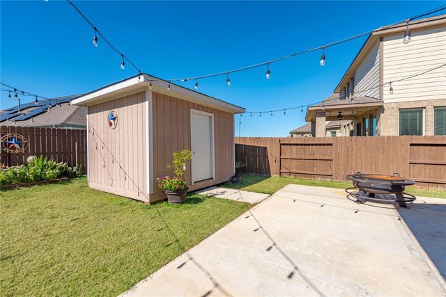 6034 Lake Bridge Lane, Manvel, TX 77578