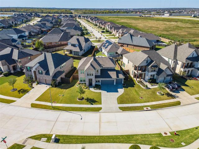 6034 Lake Bridge Lane, Manvel, TX 77578