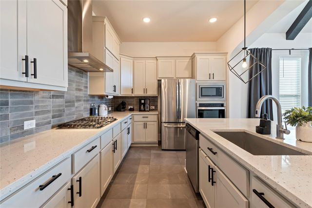 6034 Lake Bridge Lane, Manvel, TX 77578