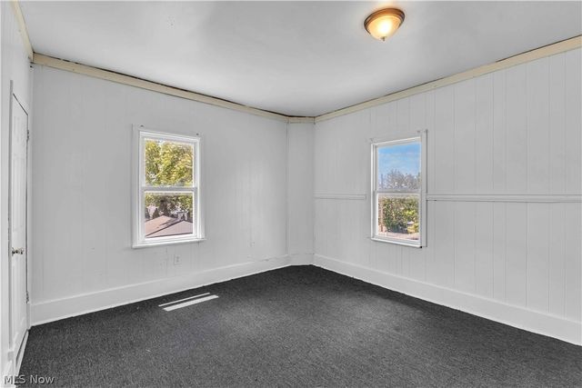 315 Plymouth Avenue, Girard, OH 44420