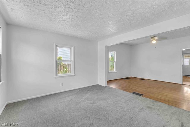 315 Plymouth Avenue, Girard, OH 44420