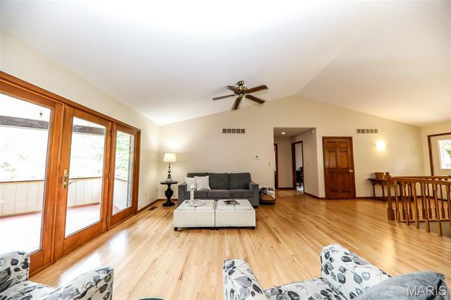 6320 Sworm Lane, Edwardsville, IL 62025