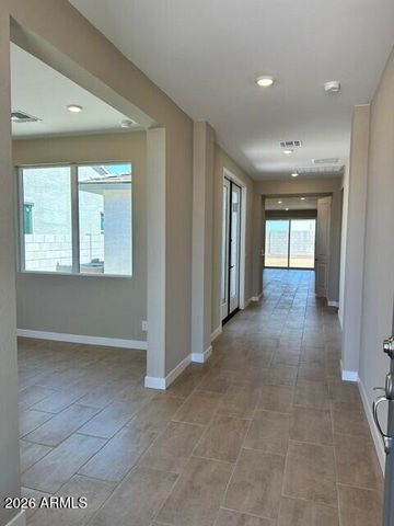 2822 E PADUA Avenue, San Tan Valley, AZ 85143