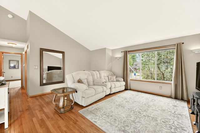 2516 Colleen Lane NE, Rochester, MN 55906