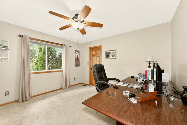 2516 Colleen Lane NE, Rochester, MN 55906