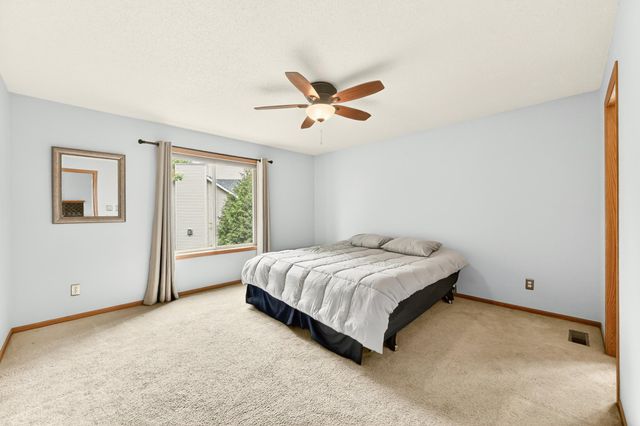 2516 Colleen Lane NE, Rochester, MN 55906