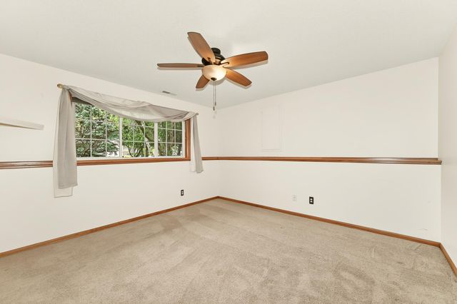 2516 Colleen Lane NE, Rochester, MN 55906