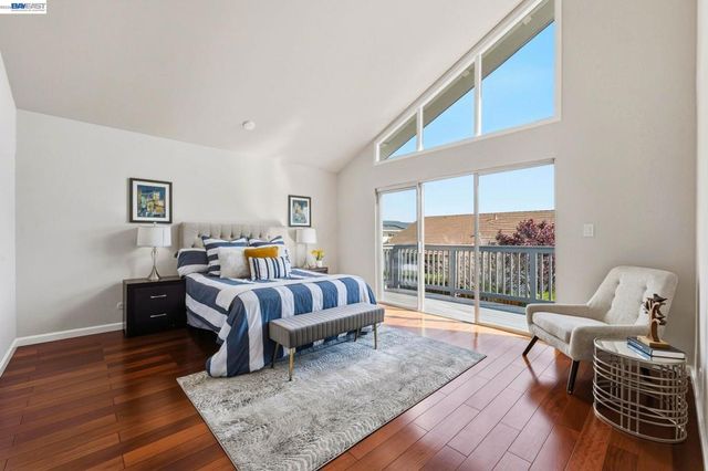 330 Tampa Ct, Foster City, CA 94404