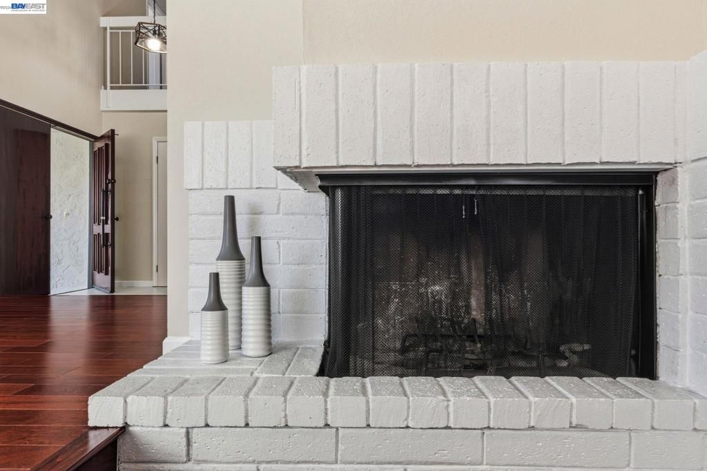 Image 22 of property listing at 330 Tampa Ct, Foster City, CA 94404