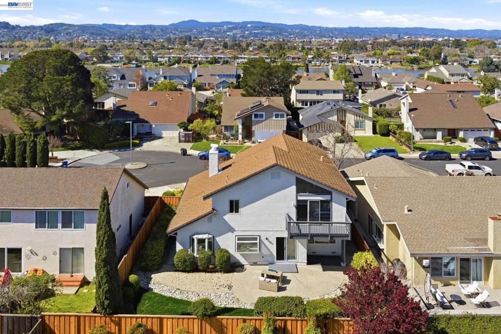 Image 38 of property listing at 330 Tampa Ct, Foster City, CA 94404