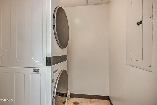 1585 Fort Henry Drive Apt 6h, Kingsport, TN 37664
