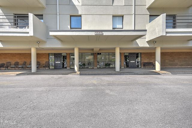 1585 Fort Henry Drive Apt 6h, Kingsport, TN 37664