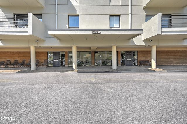 1585 Fort Henry Drive Apt 6h, Kingsport, TN 37664
