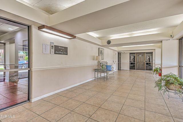 1585 Fort Henry Drive Apt 6h, Kingsport, TN 37664
