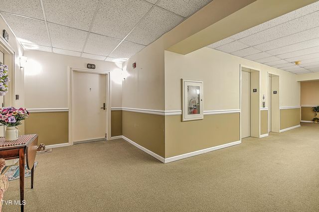 1585 Fort Henry Drive Apt 6h, Kingsport, TN 37664