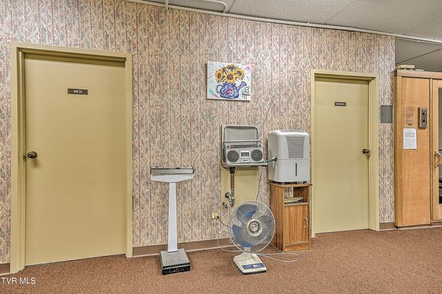 1585 Fort Henry Drive Apt 6h, Kingsport, TN 37664