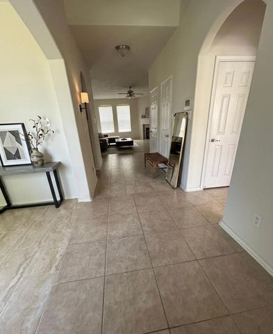 6815 Great Oaks Shadow Drive, Houston, TX 77083