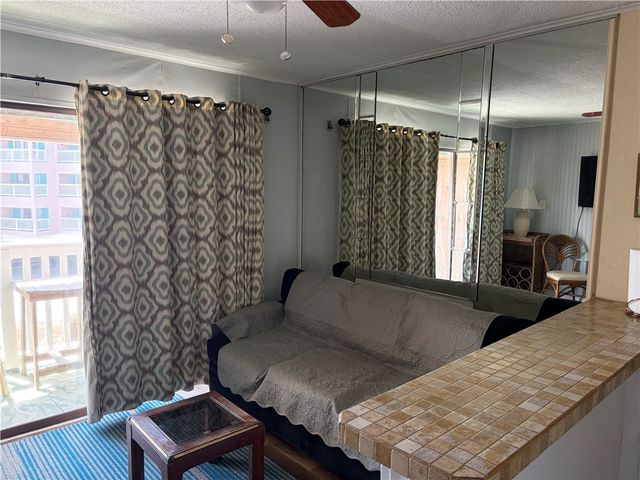 3938 Surfside Blvd, Corpus Christi, TX 78402