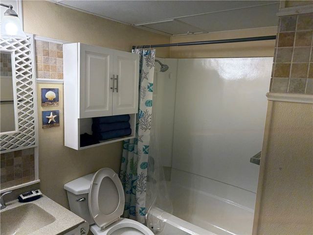 3938 Surfside Blvd, Corpus Christi, TX 78402